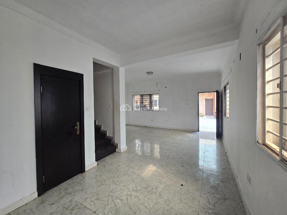 Nicely Finished & Serviced 4 Bedroom Terrace Duplex with Bq, Lekki Phase 1, Lekki, Lagos, Terraced Duplex for Sale