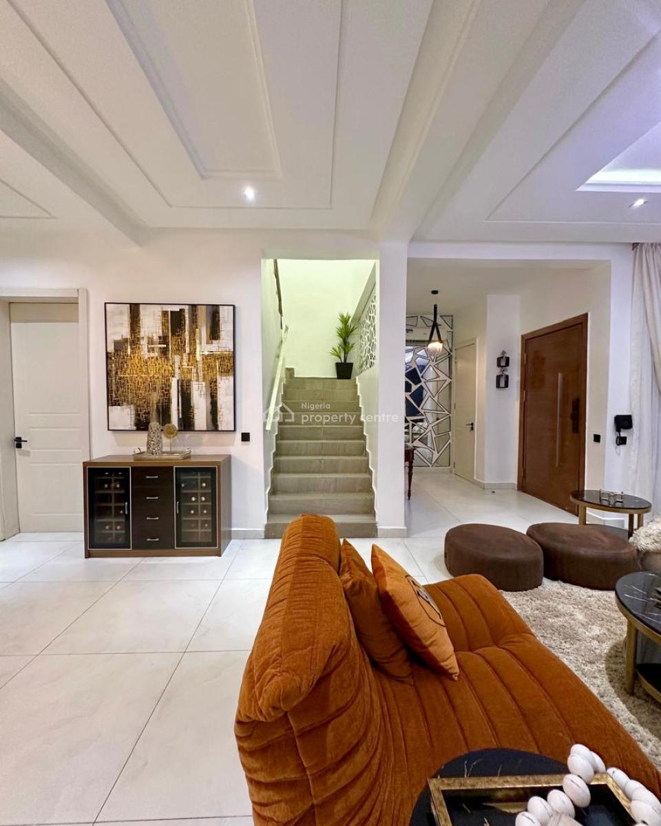 4 Bedroom Duplex Fully Serviced, Ologolo, Lekki, Lagos, Terraced Duplex for Sale