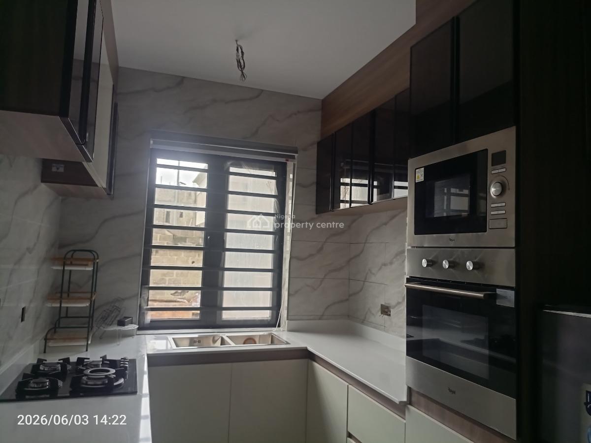 2 Bedroom Spacious and Luxurious Apartment, Lekki Scheme 2, Off Ogombo Road, Lekki Phase 2, Lekki, Lagos, Flat / Apartment for Sale