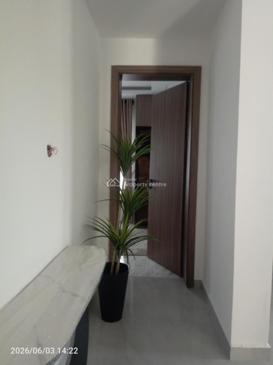 2 Bedroom Spacious and Luxurious Apartment, Lekki Scheme 2, Off Ogombo Road, Lekki Phase 2, Lekki, Lagos, Flat / Apartment for Sale