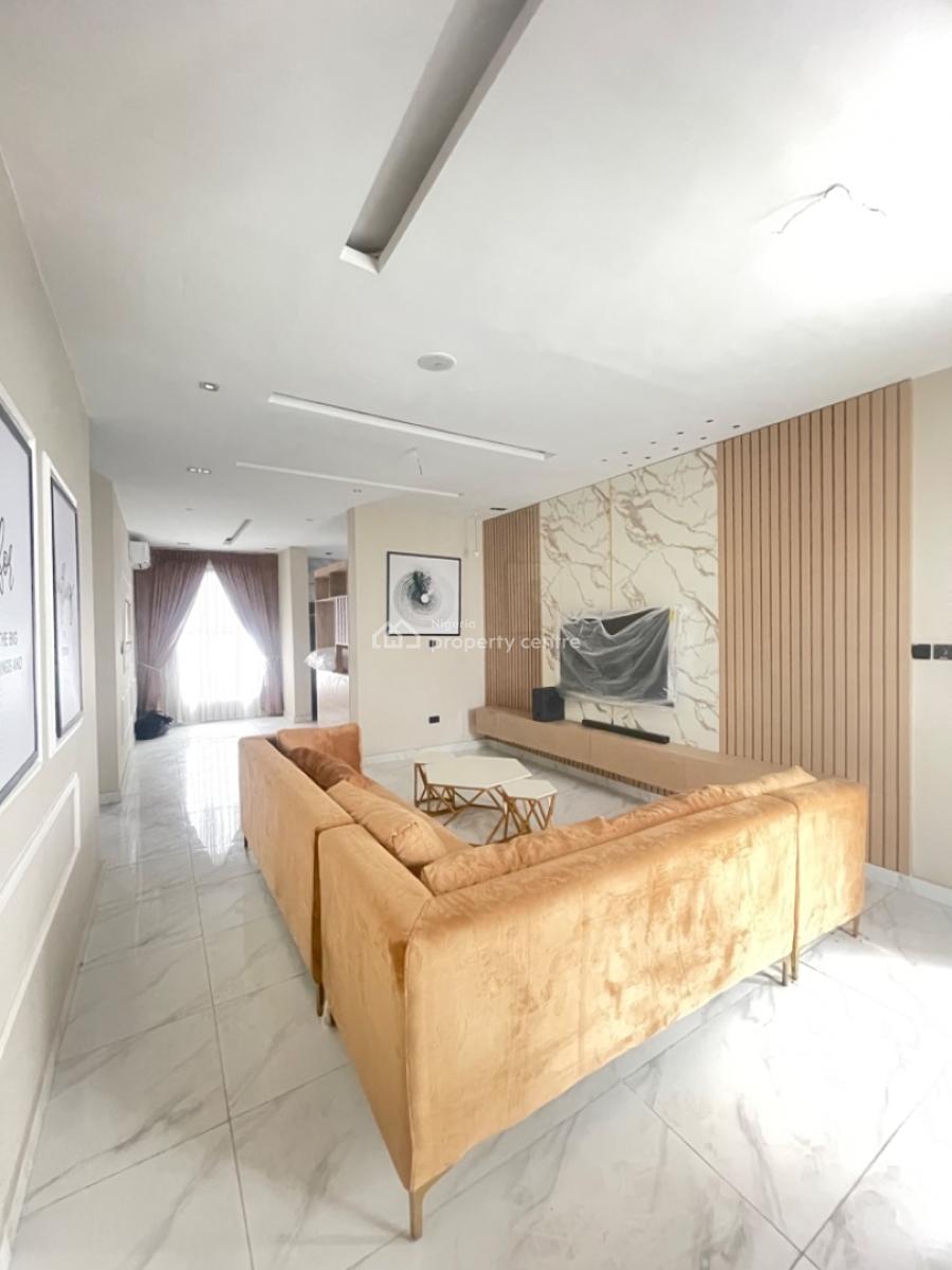 Well Furnished  2 Bedroom Flat at Ologolo Lekki Lagos., Ologolo Lekki Lagos, Ologolo, Lekki, Lagos, Flat / Apartment for Sale