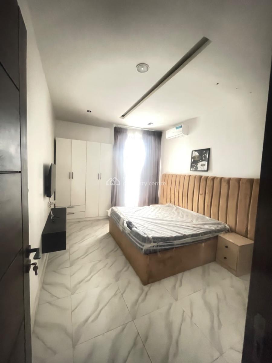 Well Furnished  2 Bedroom Flat at Ologolo Lekki Lagos., Ologolo Lekki Lagos, Ologolo, Lekki, Lagos, Flat / Apartment for Sale