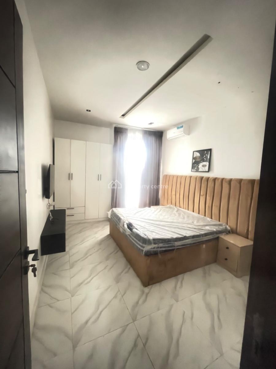 Well Furnished  2 Bedroom Flat at Ologolo Lekki Lagos., Ologolo Lekki Lagos, Ologolo, Lekki, Lagos, Flat / Apartment for Sale