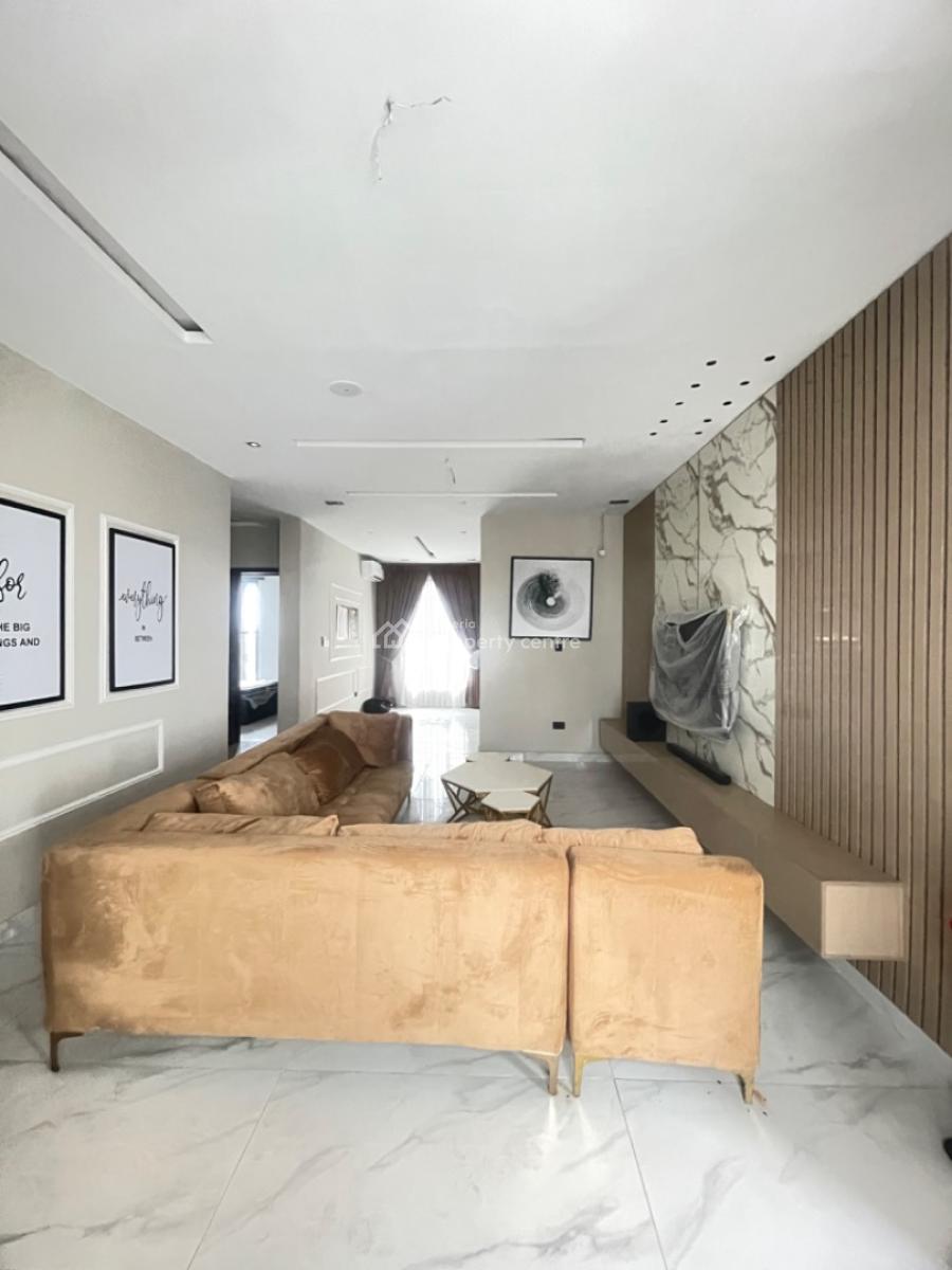 Well Furnished  2 Bedroom Flat at Ologolo Lekki Lagos., Ologolo Lekki Lagos, Ologolo, Lekki, Lagos, Flat / Apartment for Sale