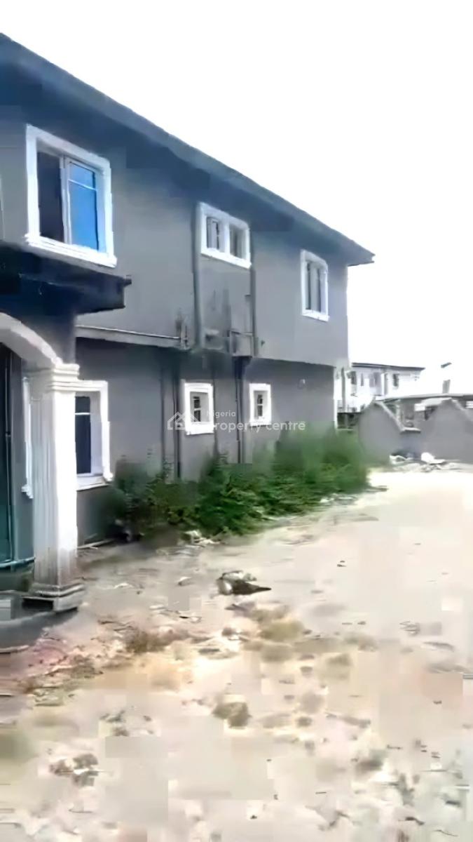 a Building Consisting of 16 Rooms  Standing on One Full Plot of Land, Ogunfayo, Awoyaya, Ibeju Lekki, Lagos, Self Contain (single Rooms) for Sale