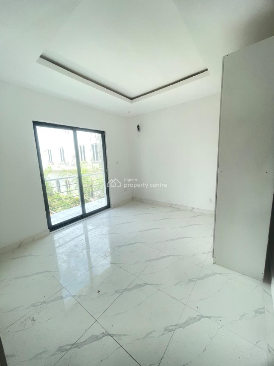 Luxury  2 Bedroom Flat and 1 Bq, Ologolo Lekki Lagos, Ologolo, Lekki, Lagos, Flat / Apartment for Sale