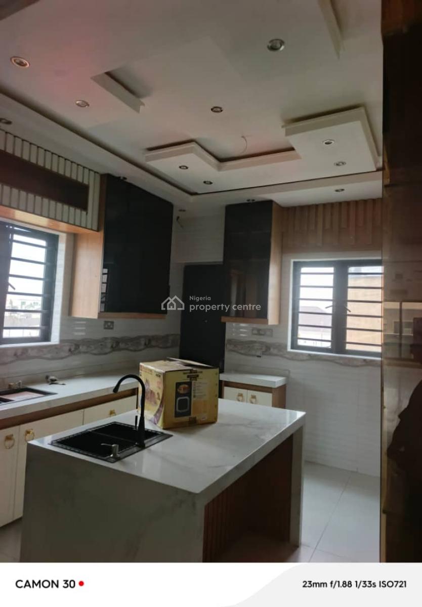 6 Bedroom Detached Duplex, Gra Phase 2, Magodo, Lagos, Detached Duplex for Sale