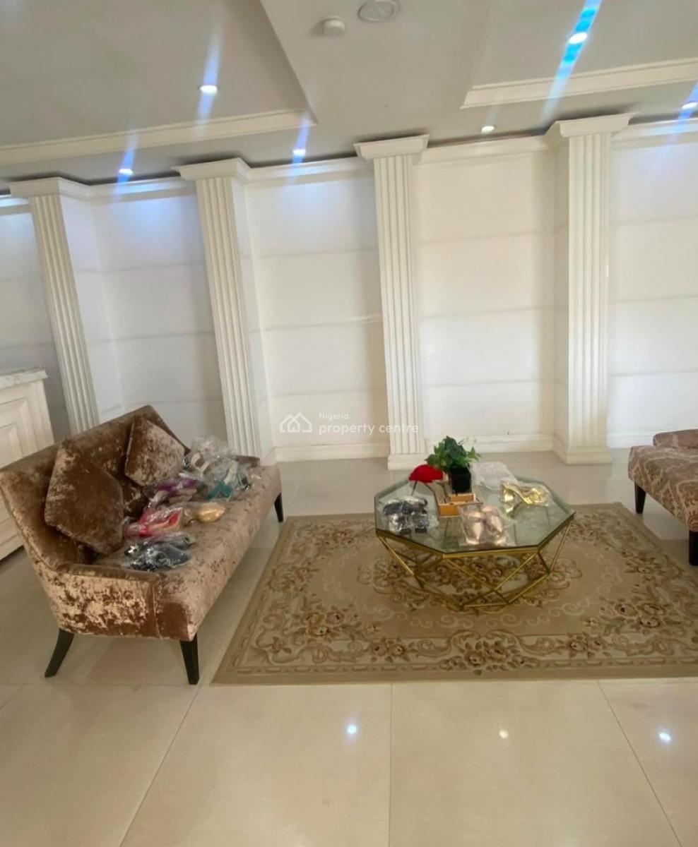 2 Bedrooms Luxurious Bungalow, Off Fola Osibo, Lekki Phase 1, Lekki, Lagos, Semi-detached Bungalow for Rent