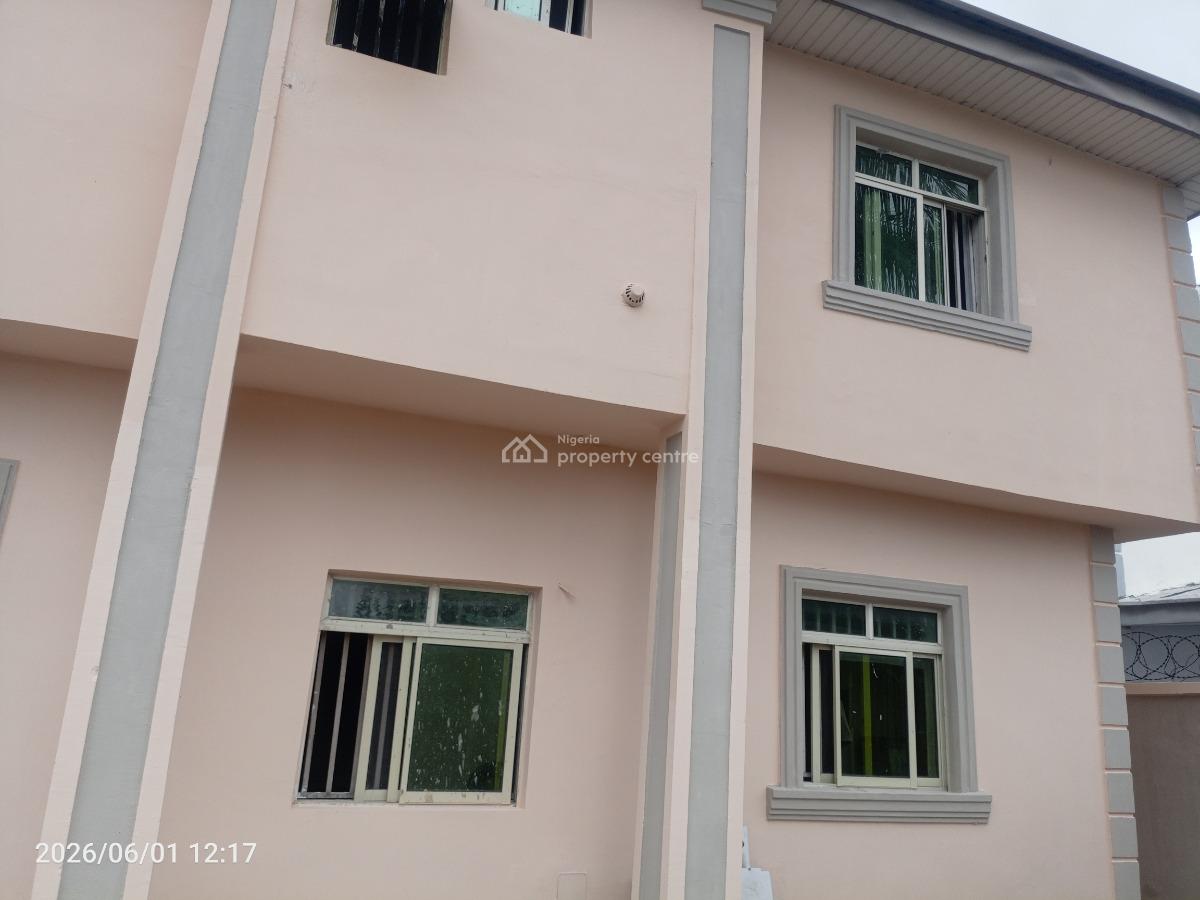 2 Bedrooms Luxurious Upstairs Flat, Budo Abraham Adesanya, Ajiwe, Ajah, Lagos, Flat / Apartment for Rent