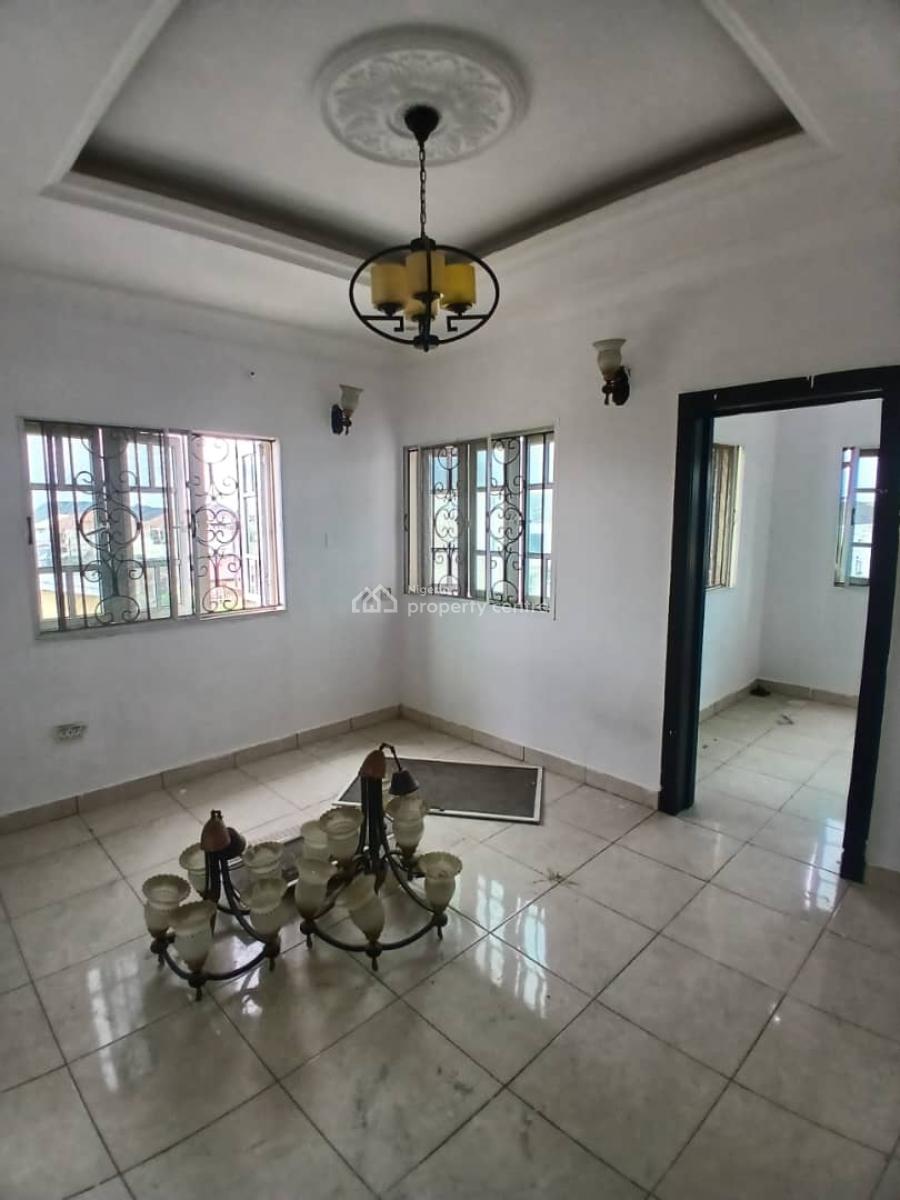 Well Maintained Mini Flat Upstairs, First Unity Estate Badore, Ajah, Lagos, Mini Flat (room and Parlour) for Rent