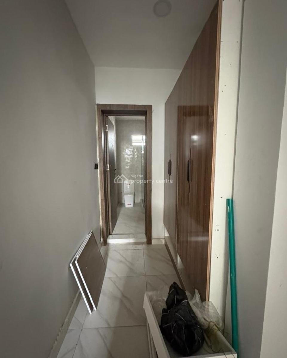 2 Bedroom Apartment in a Very Secured Estate, Kusenla Road, Ikate Elegushi, Lekki, Lagos, Flat / Apartment for Rent