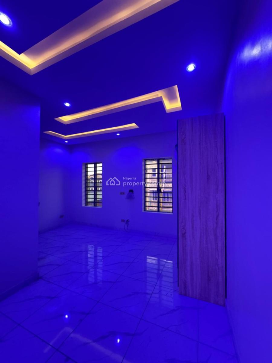 Standard Well Built 4 Bedroom Semi Detached Duplex, Ebute Metta, Yaba, Lagos, Semi-detached Duplex for Sale