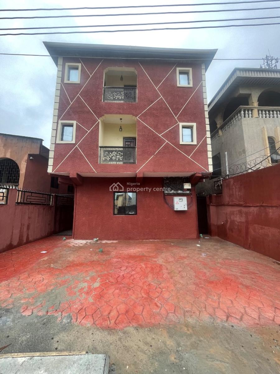 2 Bedroom Apartment, Gated and Serene Environment, Pedro, Gbagada, Lagos, Flat / Apartment for Rent