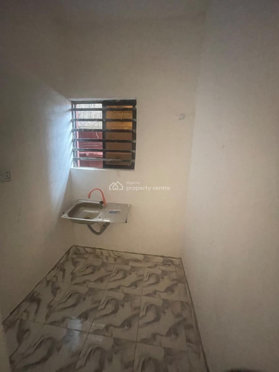 Standard Roomself, in an Estate, Pedro, Gbagada, Lagos, Self Contain (single Rooms) for Rent