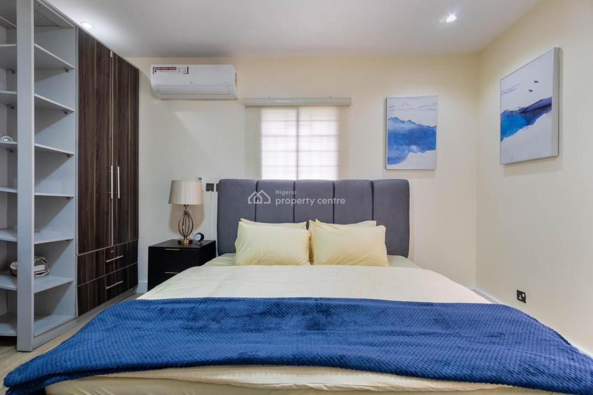 Nicely Furnished Two Bedroom Maisonette Penthouse, Lekki Phase 1, Lekki, Lagos, Flat / Apartment Short Let