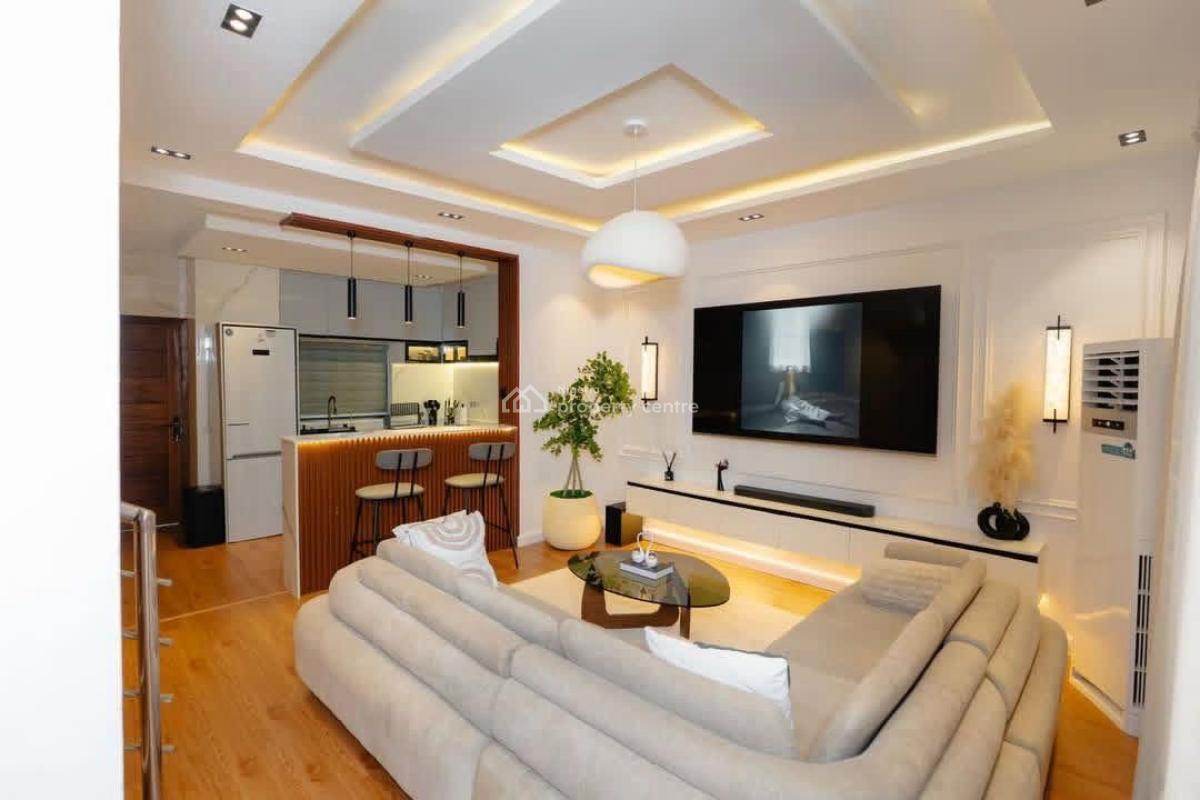 Nicely Furnished Three Bedroom Maisonette Penthouse, Lekki Phase 1, Lekki, Lagos, House Short Let