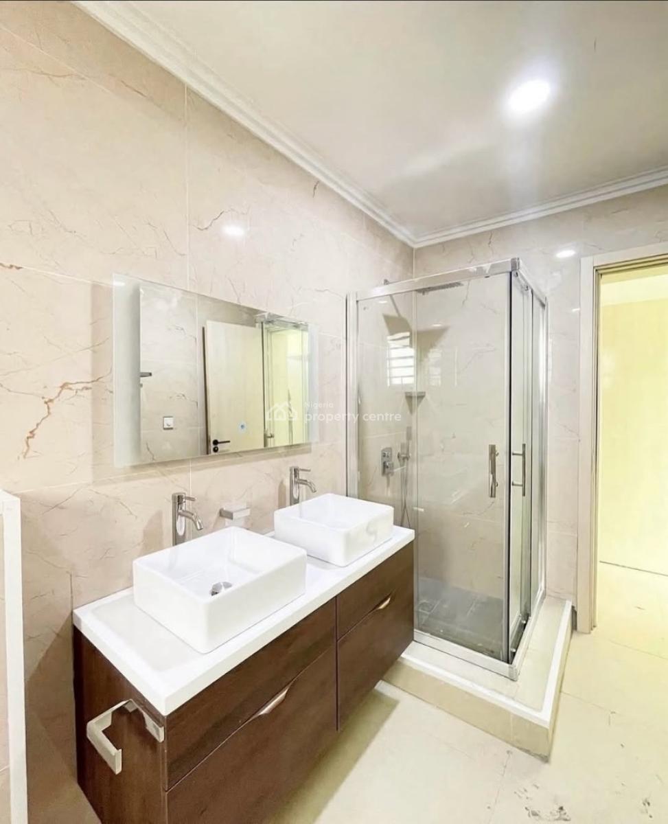 Spacious 3 Bedroom Available, Old Ikoyi, Ikoyi, Lagos, Flat / Apartment for Rent