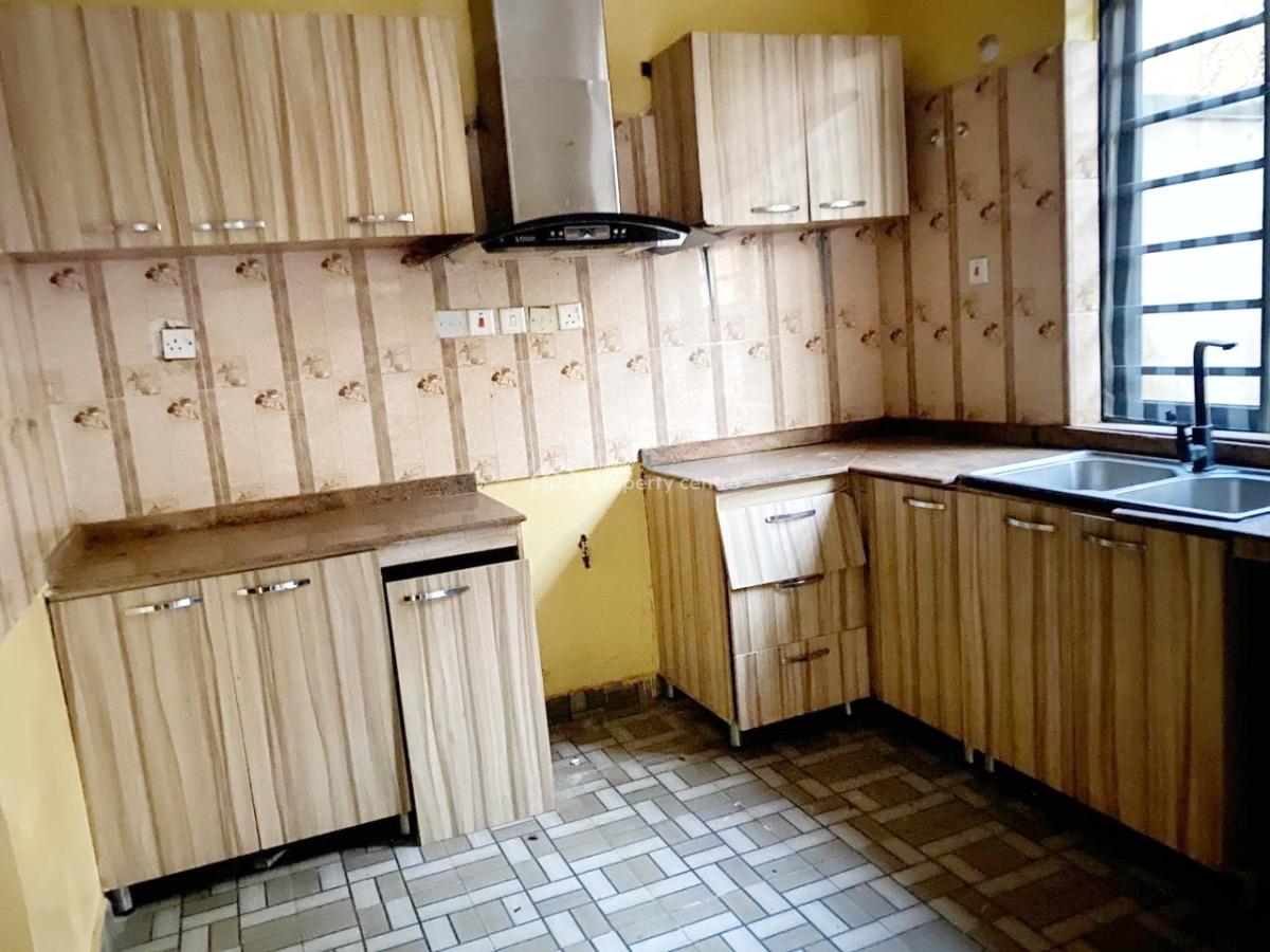 Luxury 4 Bedroom Semi Detached Duplex with Bq, Gra Phase 2, Magodo, Lagos, Semi-detached Duplex for Rent