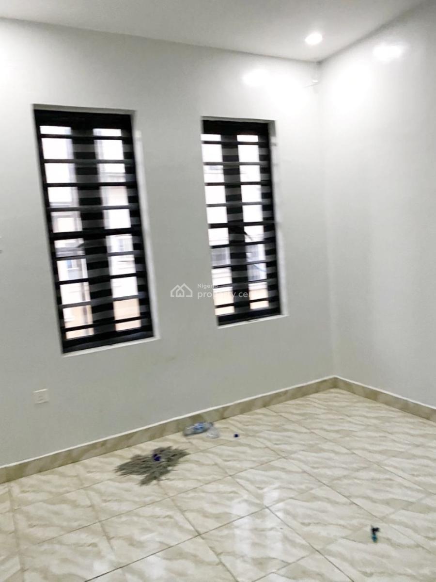 Luxury 4 Bedroom Semi Detached Duplex with Bq, Gra Phase 2, Magodo, Lagos, Semi-detached Duplex for Rent