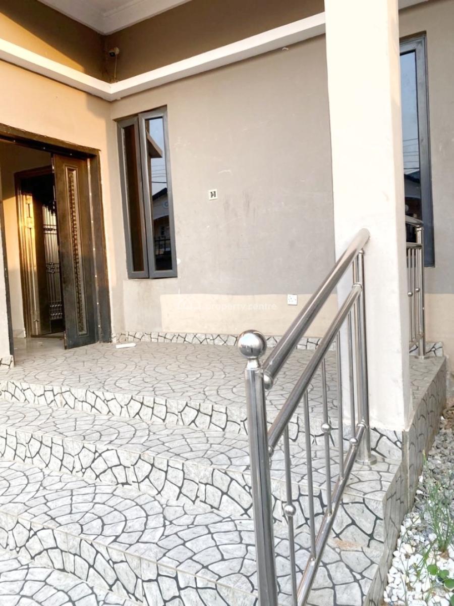 Luxury 4 Bedroom Semi Detached Duplex with Bq, Gra Phase 2, Magodo, Lagos, Semi-detached Duplex for Rent