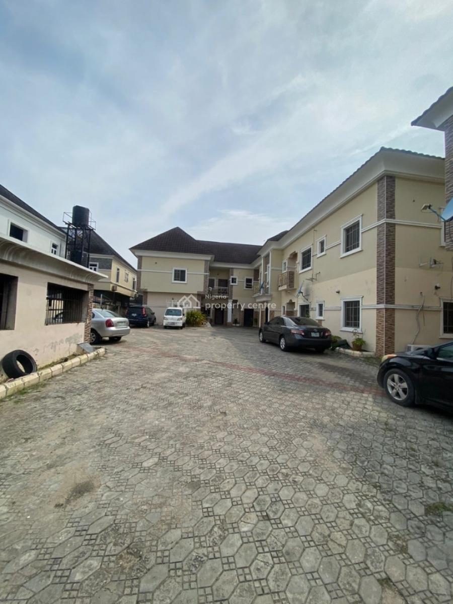 Decent 5 Units of 3 Bedrooms Flats, 4 Bedrooms Flat, Chevron, Lekki, Lagos, House for Sale