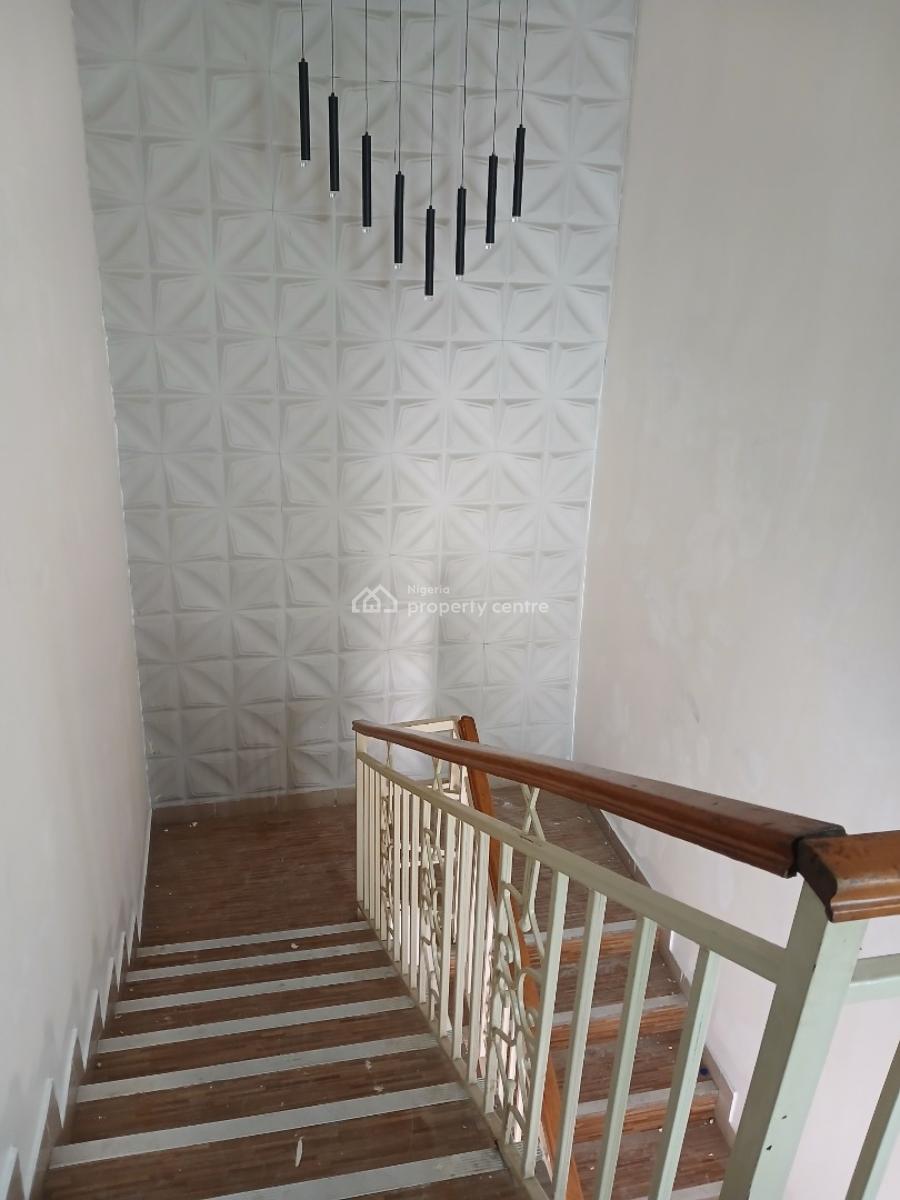 Well Maintained 4nos  2bedroom  Flat., Off Omorire Johson, Lekki Phase 1, Lekki, Lagos, Flat / Apartment for Rent