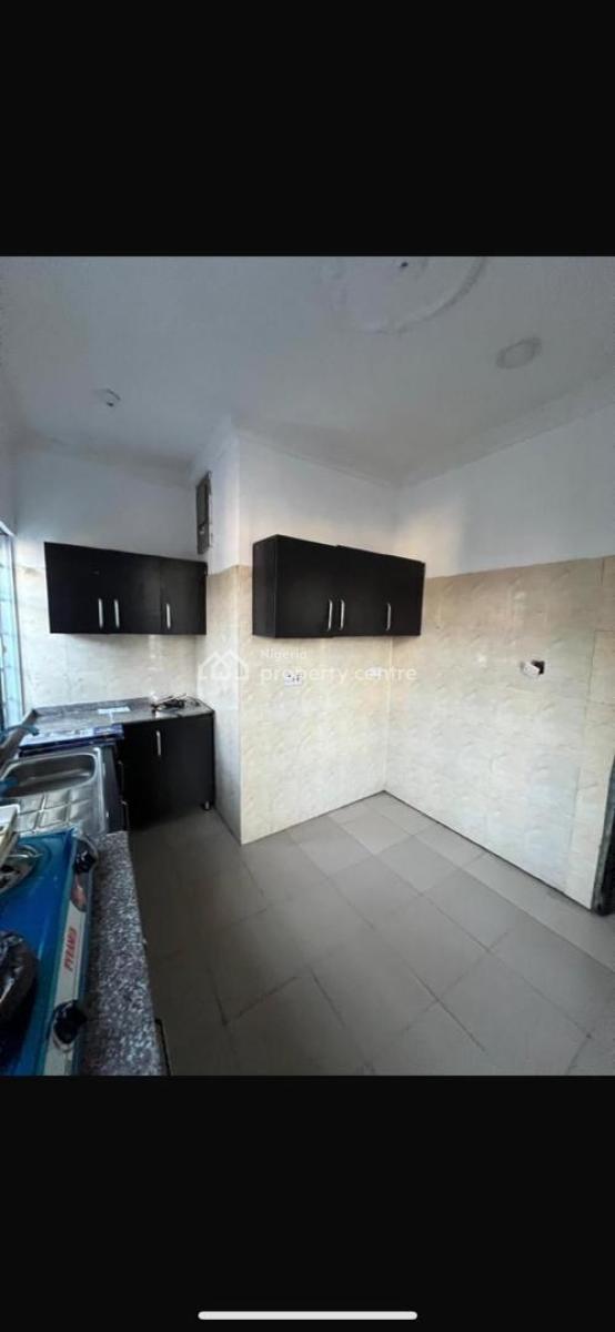 Spacious Masters Bedrrom in a Shared Apartment, Abraham Adesanya Estate, Ajah, Lekki, Lagos, Ajah, Lagos, Self Contain (single Rooms) for Rent