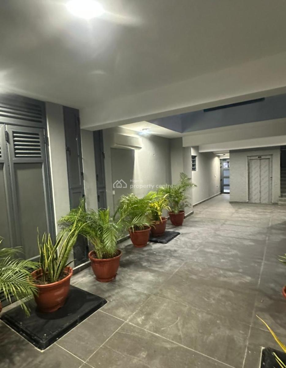 3 Bedroom Apartment with a Bq, Bisola Durosimmi-etti, Lekki Phase 1, Lekki, Lagos, Flat / Apartment for Rent