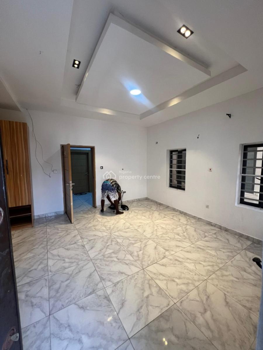 Luxury Shared Apartment Master Bedroom with 24 Hours Light, Van Daniel Estate Orchid Road, Ikota, Lekki, Lagos, Self Contain (single Rooms) for Rent