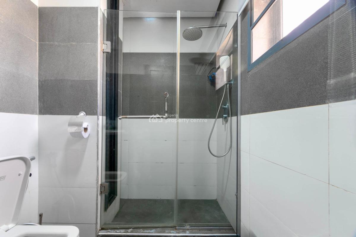 Luxury 3bedroom Joneer Waterfront Apartment, Lekki Phase 1, Lekki, Lagos, Flat / Apartment Short Let
