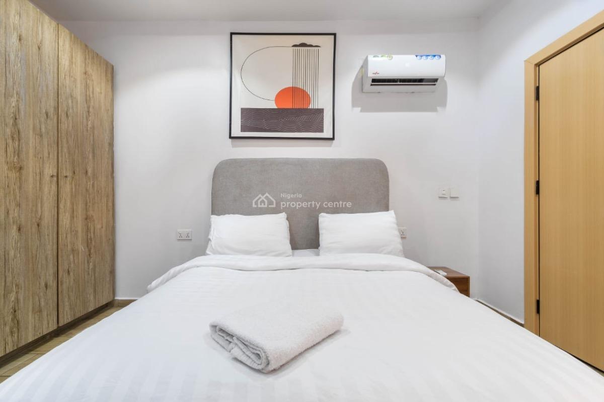 Luxury One Bedroom with Swimming Pool, Lekki Phase 1, Lekki, Lagos, Flat / Apartment Short Let