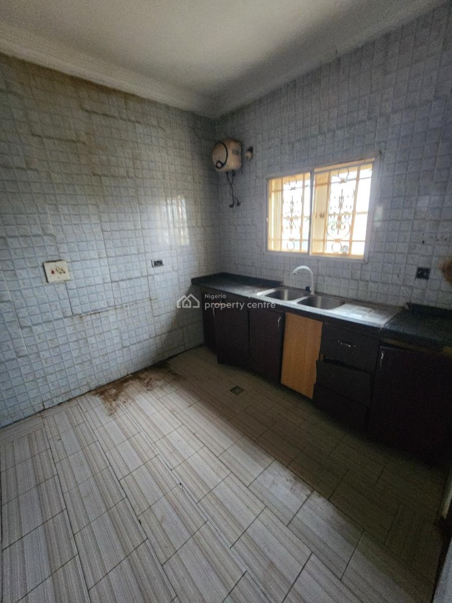 Luxury Two Bedroom Block of Flat, News Engineering, Dawaki, Gwarinpa, Abuja, Flat / Apartment for Rent