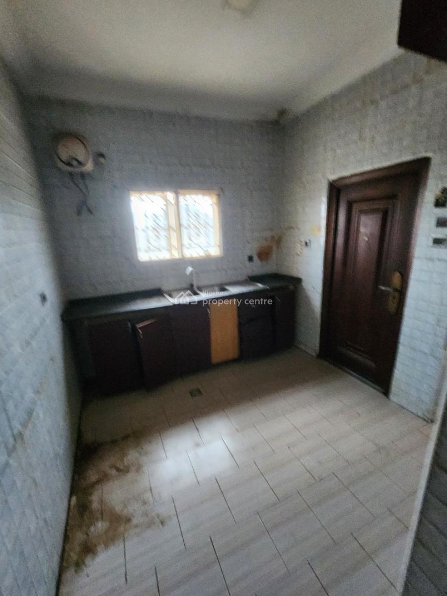 Luxury Two Bedroom Block of Flat, News Engineering, Dawaki, Gwarinpa, Abuja, Flat / Apartment for Rent