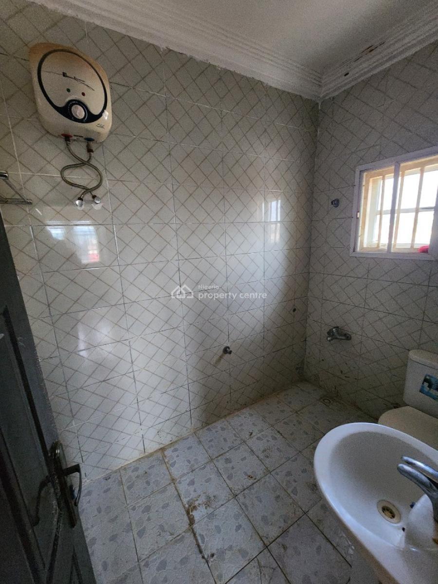 Luxury Two Bedroom Block of Flat, News Engineering, Dawaki, Gwarinpa, Abuja, Flat / Apartment for Rent