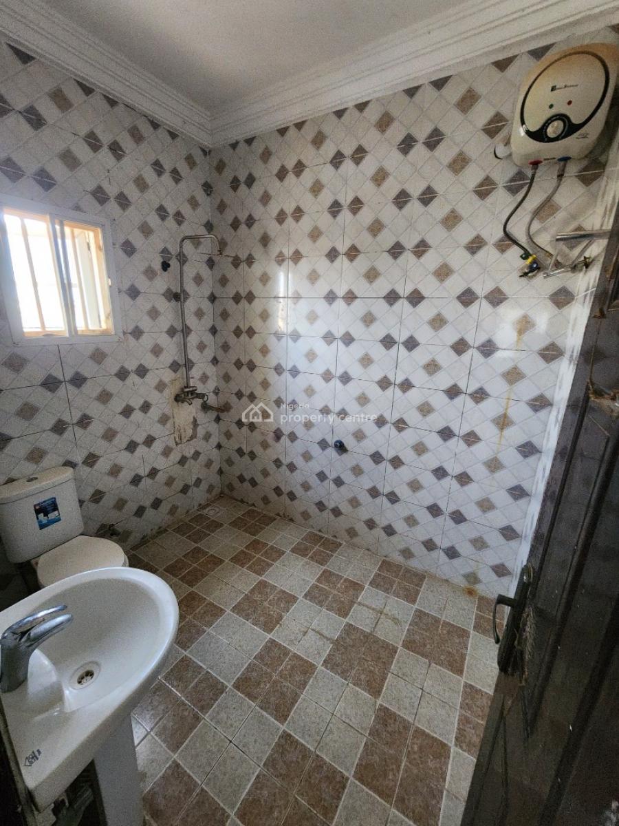 Luxury Two Bedroom Block of Flat, News Engineering, Dawaki, Gwarinpa, Abuja, Flat / Apartment for Rent
