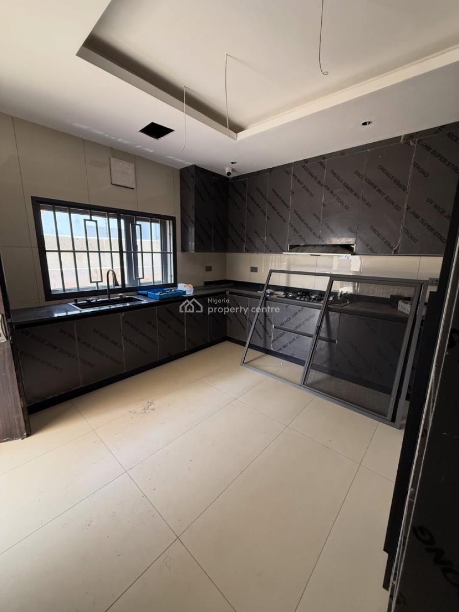 4 Bedroom Semi-detached Duplex with Bq  Gazebo  Gatehouse, Asokoro District, Abuja, Semi-detached Duplex for Sale