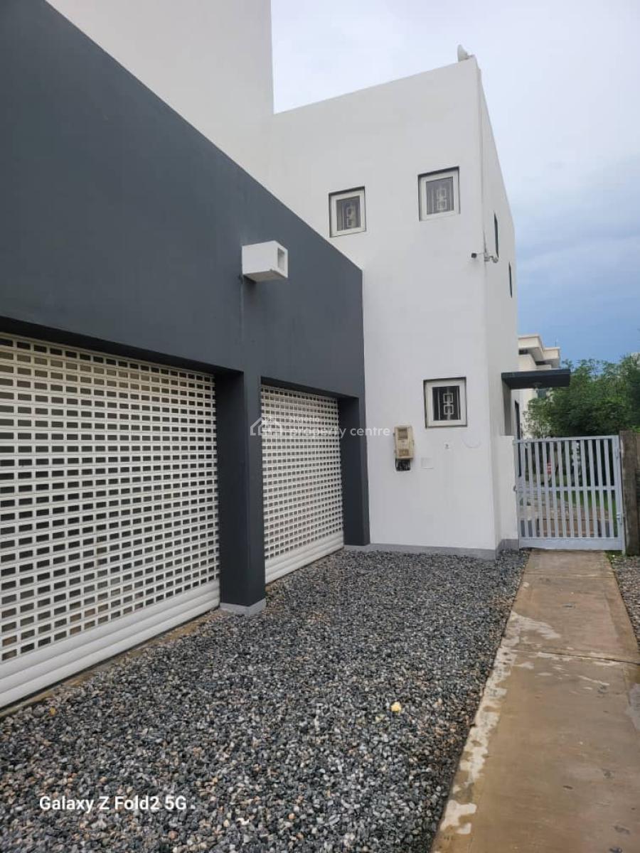 Well Maintained and Luxury 5 Bedroom Fully Detached Family Mansion, Nicon Town, Lekki, Lagos, Detached Duplex for Sale