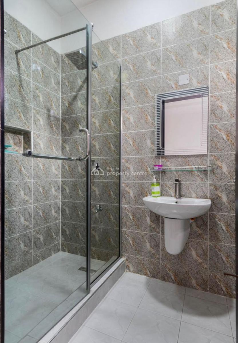 2 Bedroom Fully Furnished Apartment, Lekki Phase 1, Lekki, Lagos, Flat / Apartment for Rent
