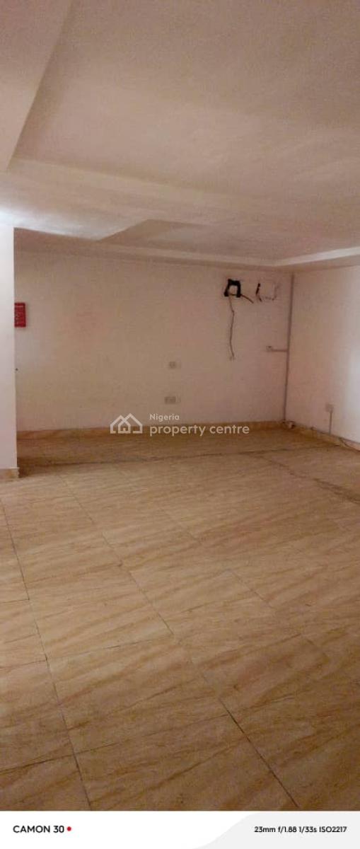 Service Onebedroom Mini Flat Penthouse, Lekki Phase 1, Lekki Phase 1, Lekki, Lagos, Mini Flat (room and Parlour) for Rent