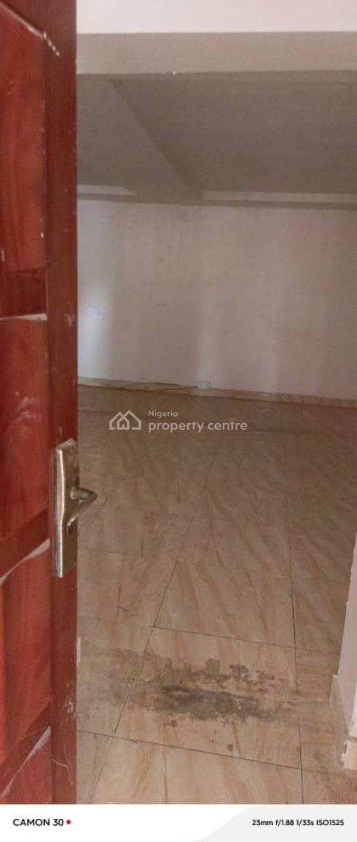 Service Onebedroom Mini Flat Penthouse, Lekki Phase 1, Lekki Phase 1, Lekki, Lagos, Mini Flat (room and Parlour) for Rent