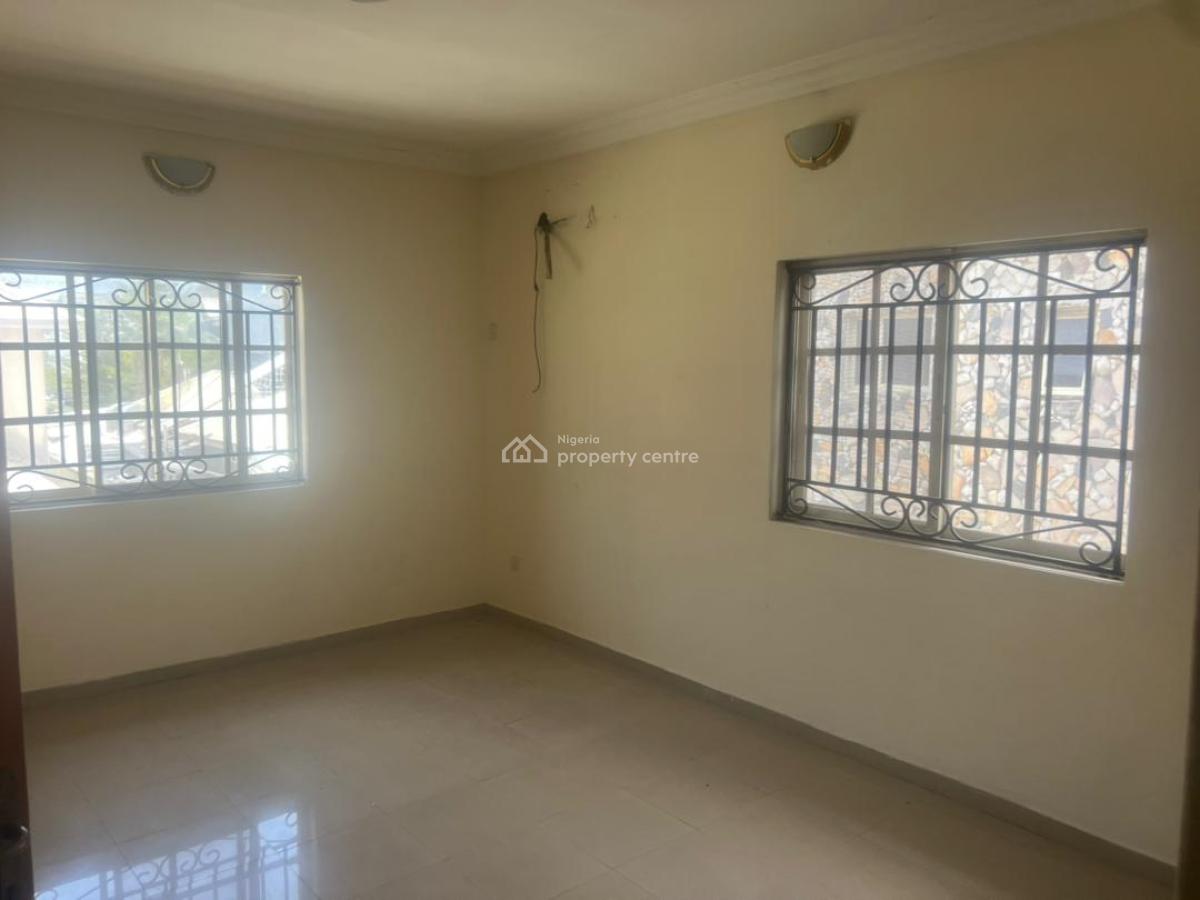 Self Service Self Compound and Spacious 4 Bedroom, Lekki Phase 1, Lekki, Lagos, House for Rent