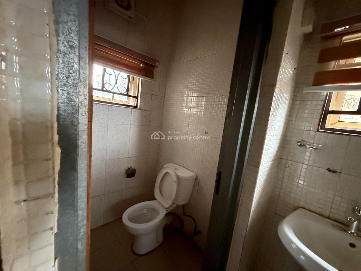200sqm Office Space on The Ground Floor, Wuse 2, Abuja, Office Space for Rent