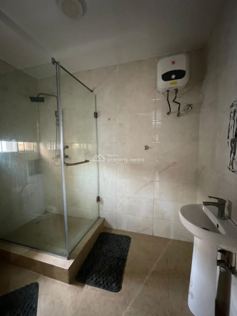 Luxury 3-bedroom Flat +bq with Excellent Facility, Lekki Phase 1, Lekki, Lagos, Flat / Apartment for Rent