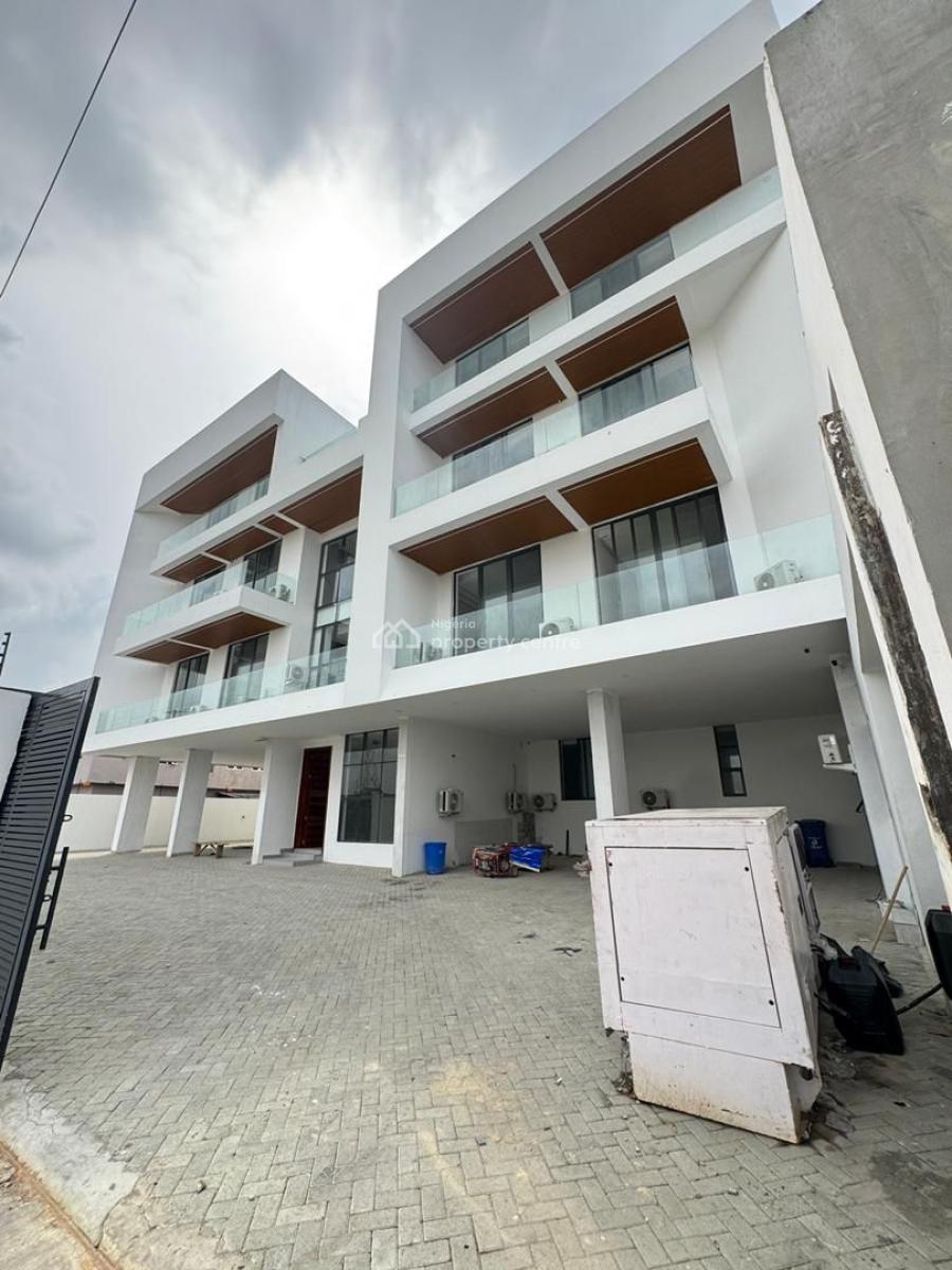 Stunning 2 Bedroom Apartment, Close to Admiralty Way, Lekki Phase 1, Lekki, Lagos, Block of Flats for Sale