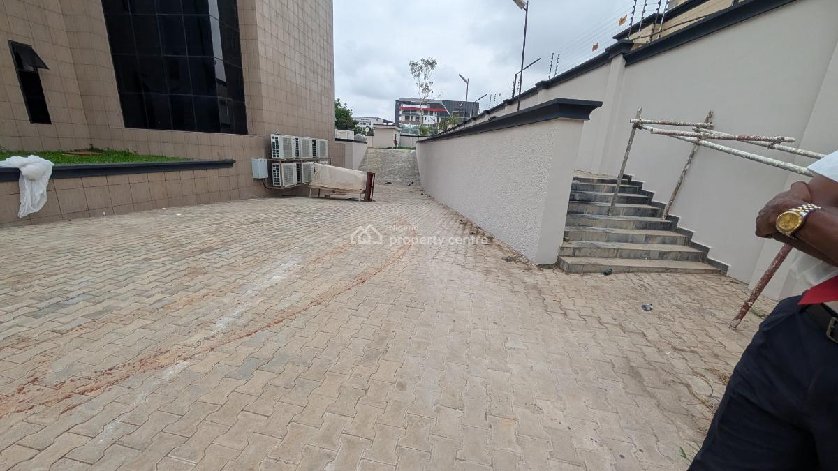 Commercial Complex, Wuse, Abuja, Office Space for Rent