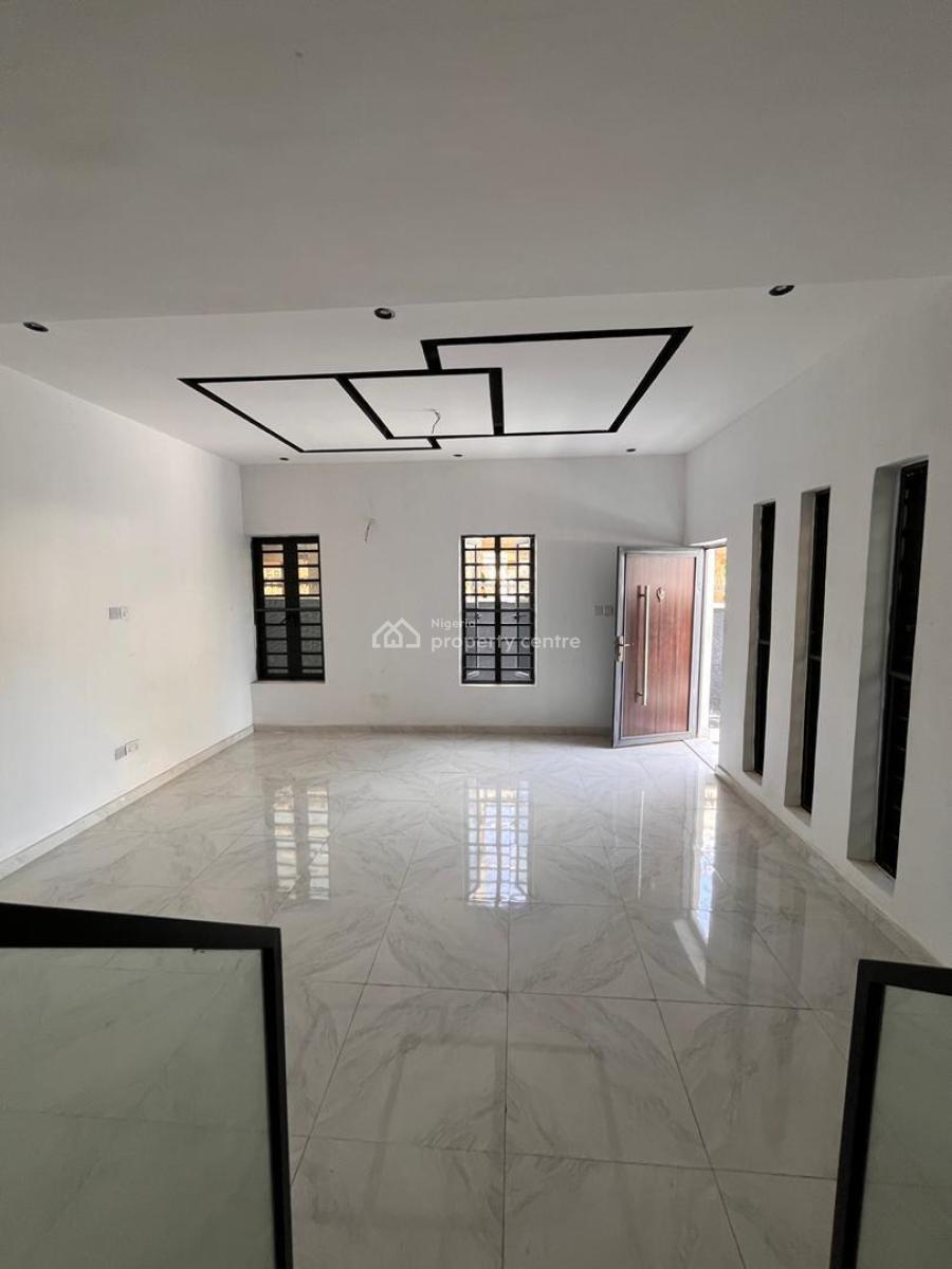 4 Bedroom Detached Duplex with a Bq, Maryland, Lagos, Semi-detached Duplex for Sale