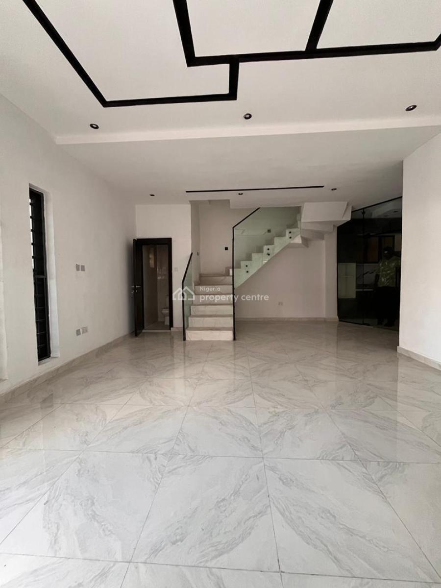 4 Bedroom Detached Duplex with a Bq, Maryland, Lagos, Semi-detached Duplex for Sale