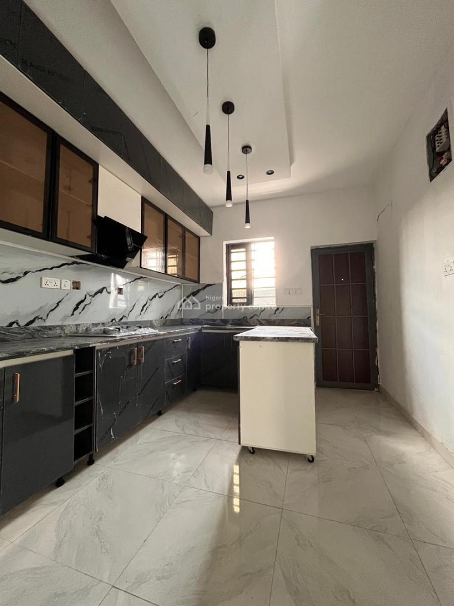 4 Bedroom Detached Duplex with a Bq, Maryland, Lagos, Semi-detached Duplex for Sale