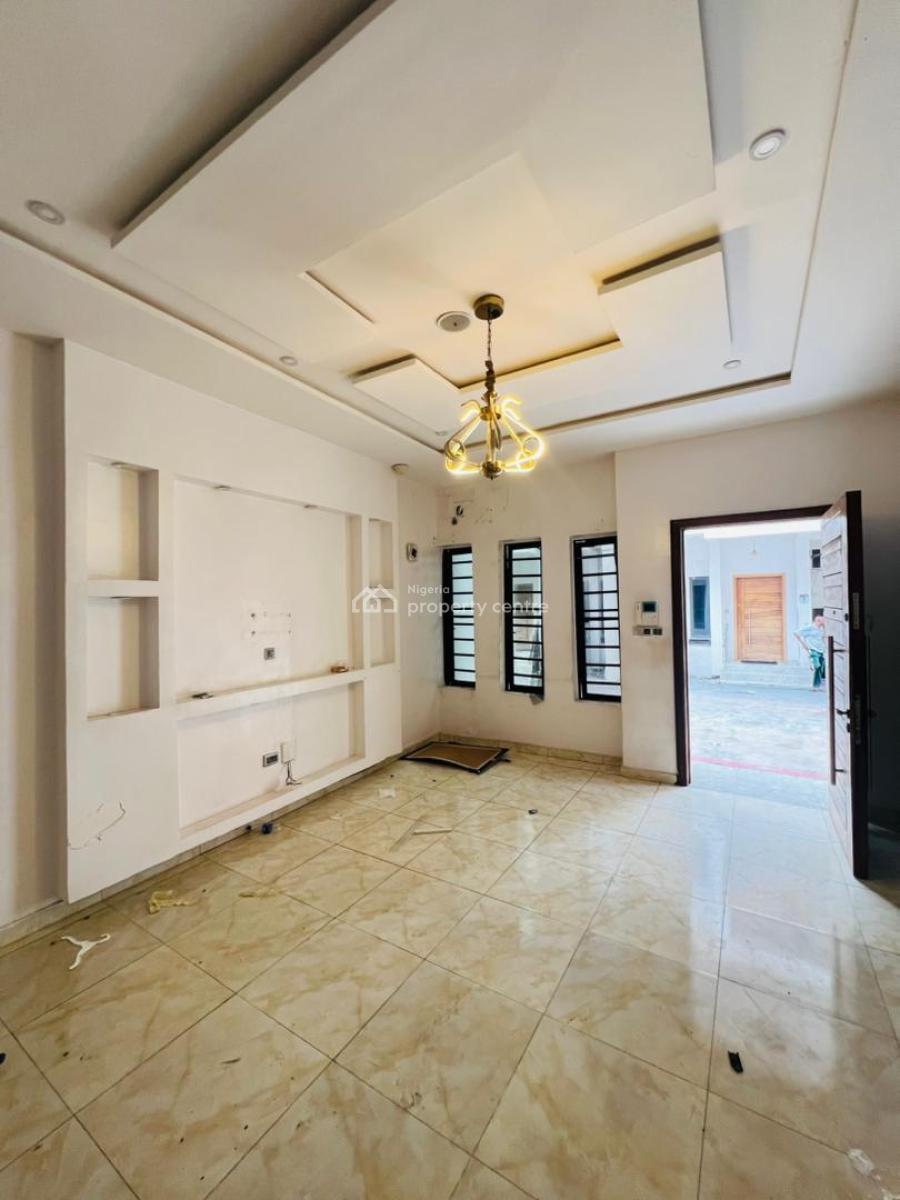 Luxury 4 Bedrooms Semi-detached Duplex + Bq with Excellent Facility, Lekki, Lagos, Semi-detached Duplex for Rent