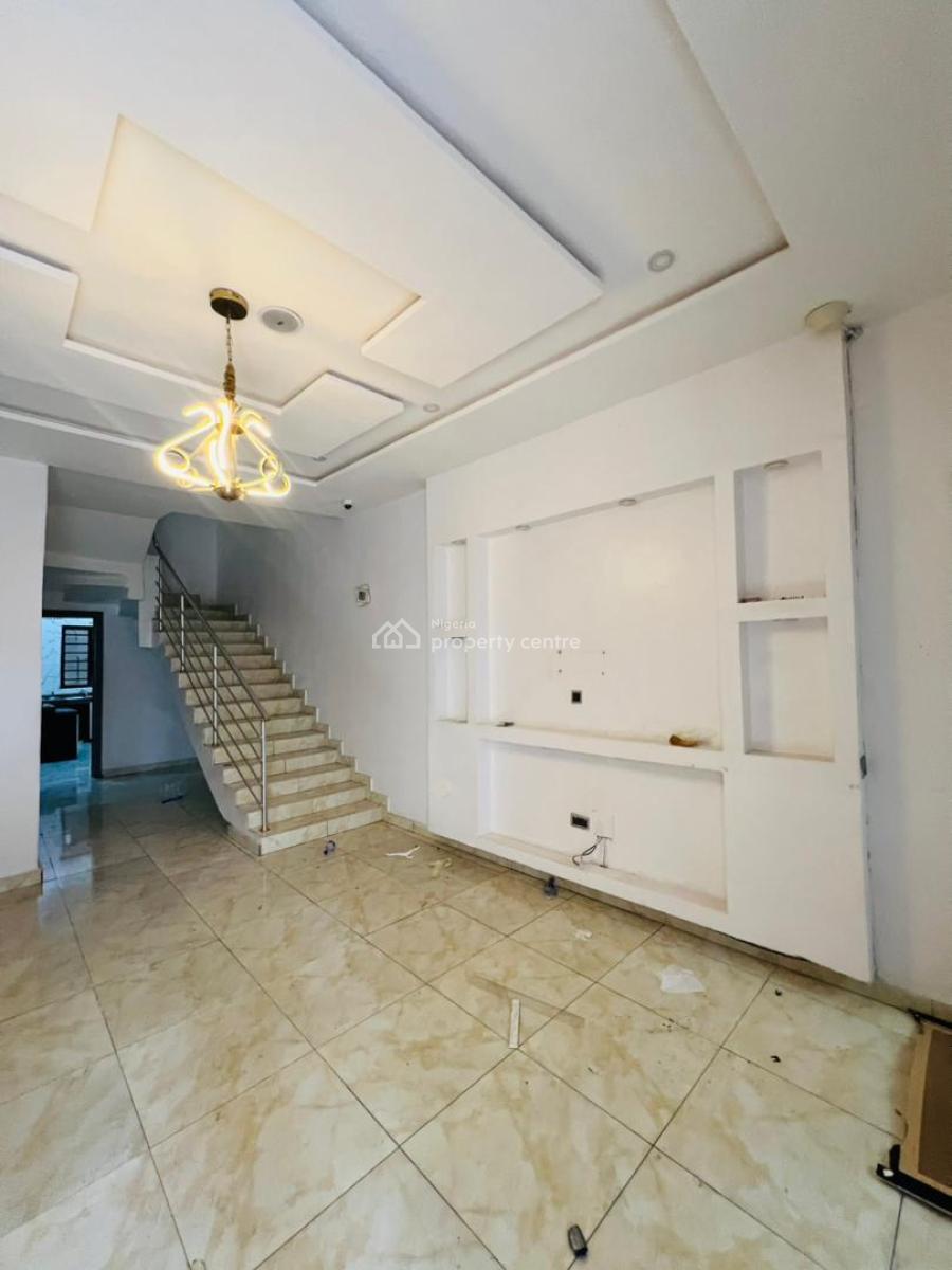 Luxury 4 Bedrooms Semi-detached Duplex + Bq with Excellent Facility, Lekki, Lagos, Semi-detached Duplex for Rent